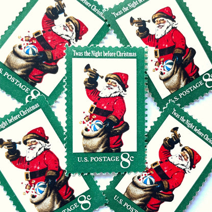 Image of 1972 Contemporary Christmas “Santa Claus” 8-cent stamps. Scott #1472. Stamp Themes: 'Twas the Night Before Christmas, Sack of Toys, Horn, Saint Nicholas, St. Nick, Patron Saint of Children, Holidays. Green postage stamp.