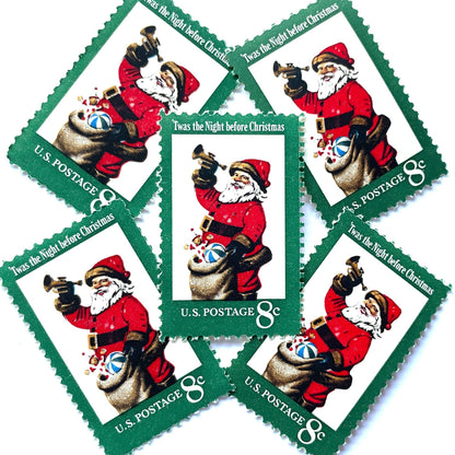 Image of 1972 Contemporary Christmas “Santa Claus” 8-cent stamps. Scott #1472. Stamp Themes: 'Twas the Night Before Christmas, Sack of Toys, Horn, Saint Nicholas, St. Nick, Patron Saint of Children, Holidays. Green postage stamp.