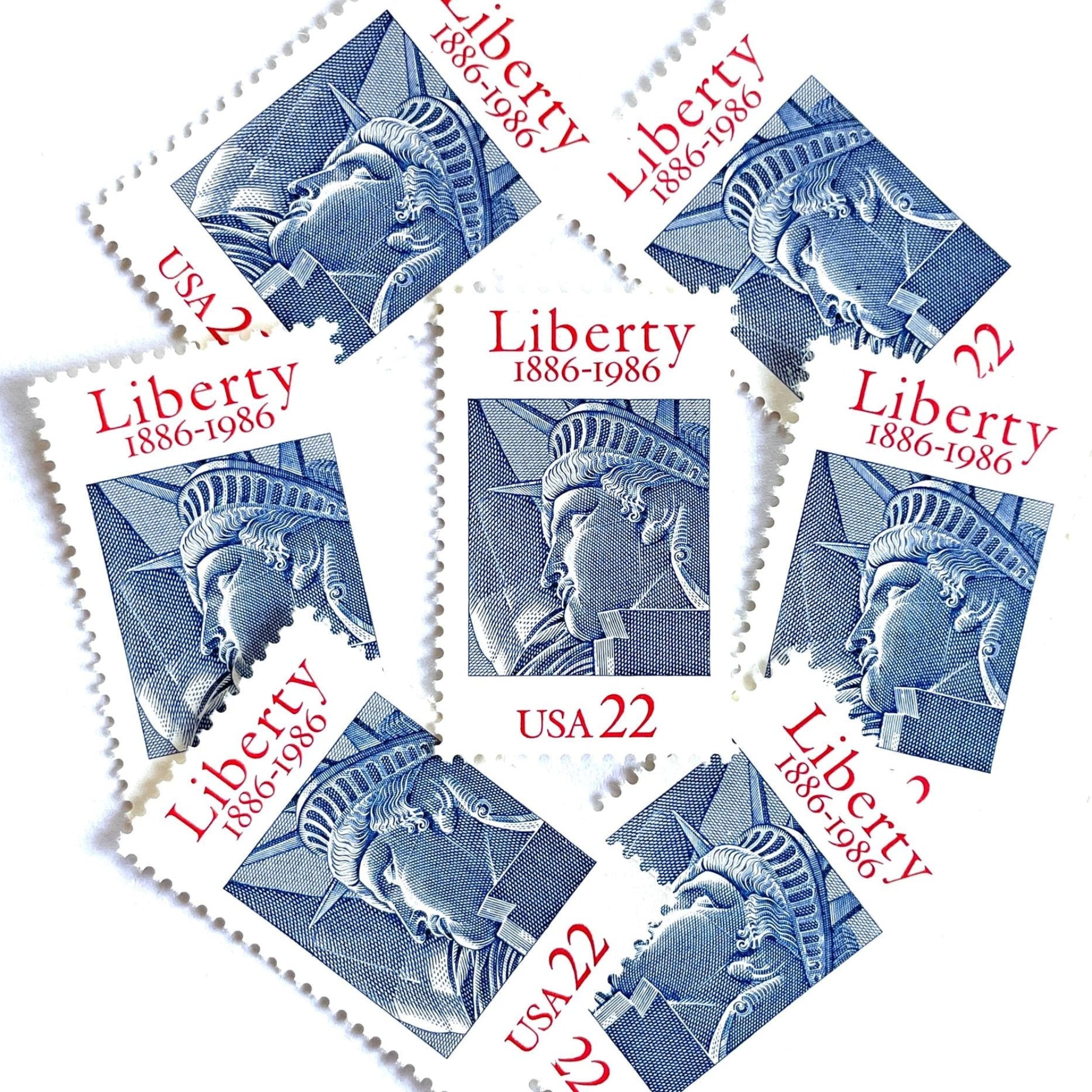 Image of 1986 “Statue of Liberty” 22-cent mail stamps. Scott #2224. Stamp Themes: Statue of Liberty, Joint Issue with France, NYC, New York City, Immigration. Red, white, and blue postage stamp.