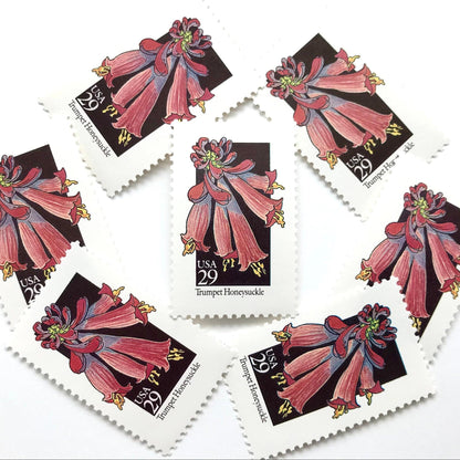 Image of 1992 American Wildflower Series “Trumpet Honeysuckle” vintage USPS mail stamps. Scott #2683. Stamp Themes: Plants, Flowers, Wildflowers, Flora. Red, Pink, Purple, Multicolored gummed postage stamp. Perfect postage stamp to use for save the date announcements, wedding invitation postage, bridal shower invitations, birth announcements, valentine’s day, thank you cards, and snail mail.