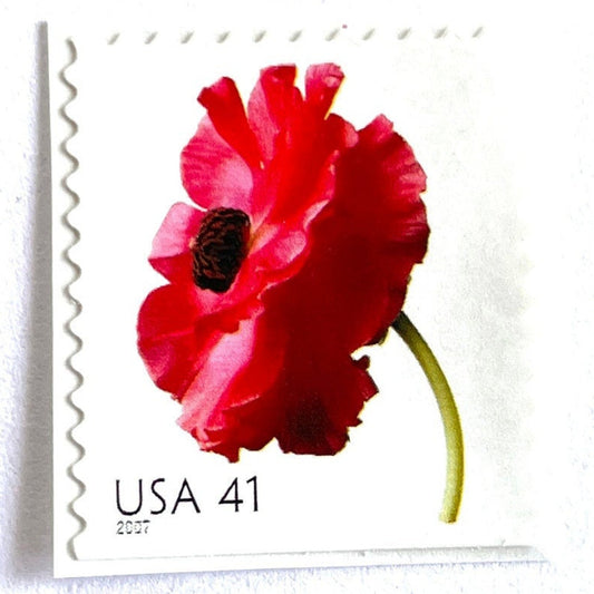 Image of 2007 Beautiful Blooms series “Poppy” unused 41-cent vintage USPS mail stamps. Scott #4183. Stamp Themes: Flowers, Floral, Botanical, Fragrant, Gardening, Nature. Red, Green, Multicolored self-adhesive postage stamp. Perfect postage stamp to use for save the date announcements, wedding invitation postage, bridal shower invitations, birth announcements, thank you cards, valentine’s day, and snail mail.