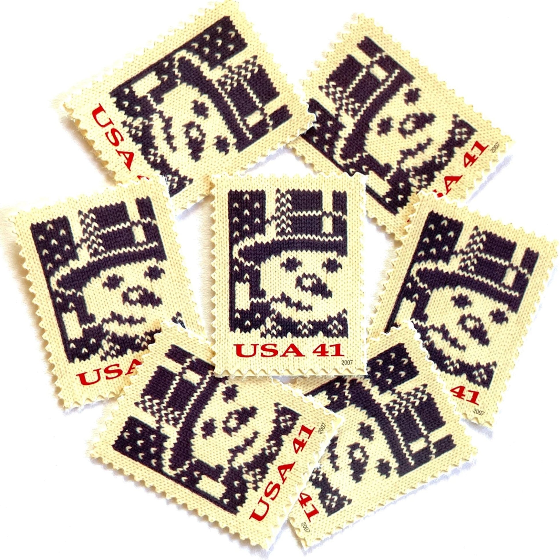 Image of 41-cent Contemporary Christmas Holiday Knits Snowman USPS postage stamp featuring a blue snowman on white background. Scott #4209. Themes: Christmas, Hanukkah, Holidays, Winter, Snow, Snowman, Frosty the Snowman, Blue Stamp.