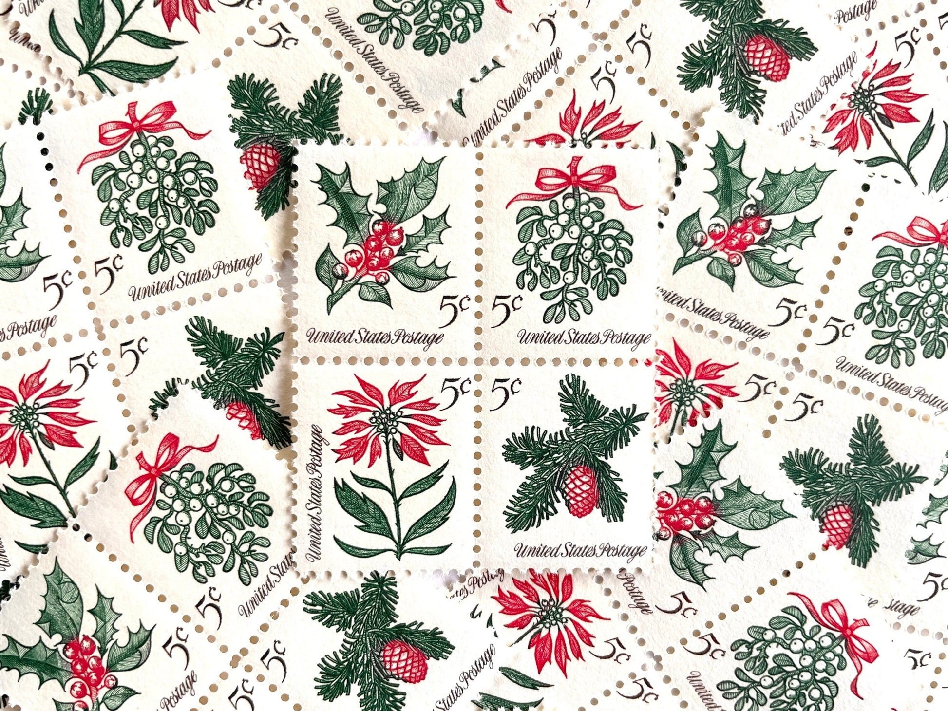 Vintage Unused Christmas Issue Stamp Set of 4 (Holiday, Mistletoe, Holly, Poinsettia, Evergreen, Se - Tenant) USPS Postage 5c ea/20c per set - Heritage Post House